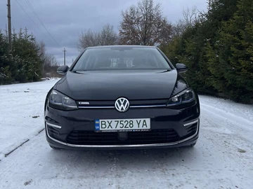 Авто Volkswagen E-Golf 2018 № 8356433