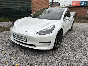 Авто Tesla Model 3 2019 № 8356445