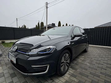 Авто Volkswagen E-Golf 2020 № 8356457