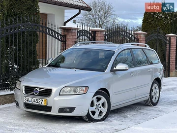 Авто Volvo V50 2012 № 8357797