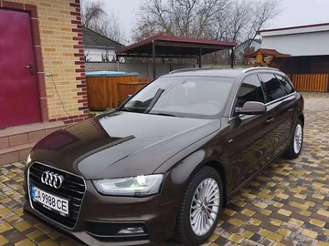 Авто Audi A4 2015 № 8357878