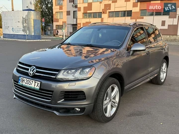 Авто Volkswagen Touareg 2013 № 8358698