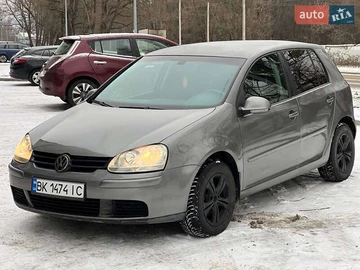 Авто Volkswagen Golf 2005 № 8358973