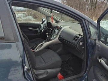 Авто Toyota Auris 2008 № 8359111