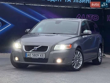 Авто Volvo V50 2007 № 8359208