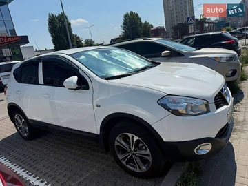 Авто Nissan Qashqai 2013 № 8359384