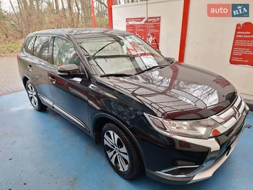 Авто Mitsubishi Outlander 2017 № 8359510