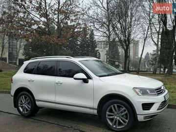 Авто Volkswagen Touareg 2014 № 8359604