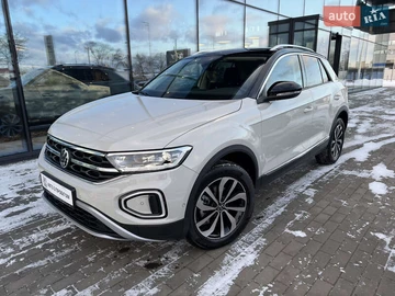 Авто Volkswagen T-Roc 2024 № 8359629