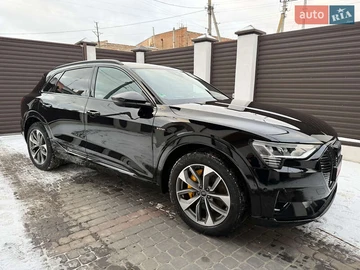 Авто Audi E-Tron 2022 № 8359691