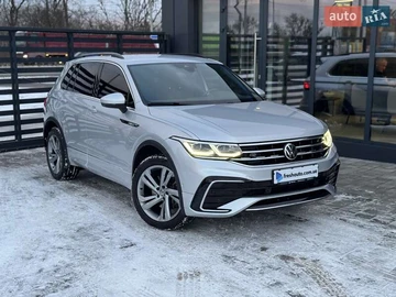 Авто Volkswagen Tiguan 2021 № 8359696