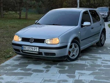 Авто Volkswagen Golf 1999 № 8359775
