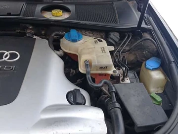 Авто Audi A6 2002 № 8359905
