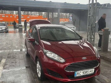 Авто Ford Fiesta 2014 № 8360102