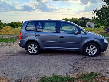 Авто Volkswagen Touran 2005 № 8360113