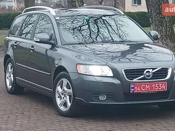 Авто Volvo V50 2012 № 8360165