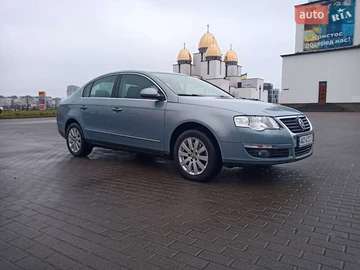 Авто Volkswagen Passat 2010 № 8360171