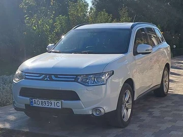 Авто Mitsubishi Outlander 2012 № 8360343