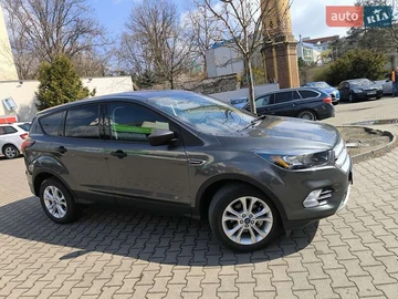 Авто Ford Escape 2019 № 8360351