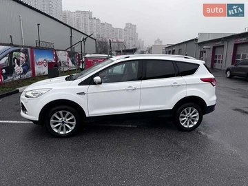 Авто Ford Kuga 2015 № 8360362