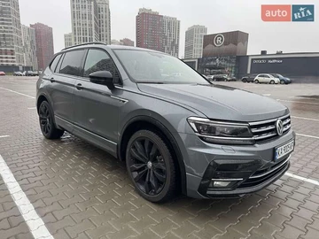 Авто Volkswagen Tiguan 2021 № 8360562