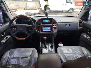 Авто Mitsubishi Pajero 2003 № 8360965