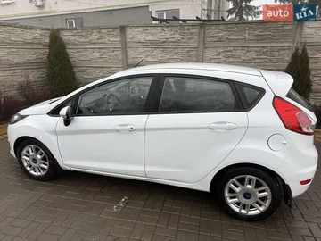 Авто Ford Fiesta 2016 № 8361018