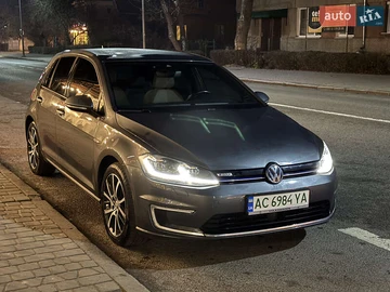 Авто Volkswagen E-Golf 2018 № 8361257