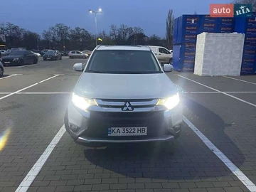 Авто Mitsubishi Outlander 2017 № 8361469