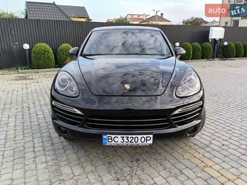 Авто Porsche Cayenne 2013 № 8361514
