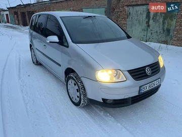 Авто Volkswagen Touran 2004 № 8362170