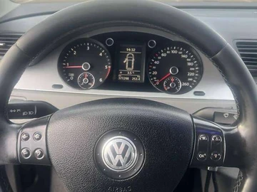 Авто Volkswagen Passat 2005 № 8362181