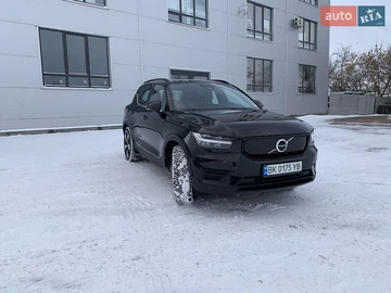 Авто Volvo Xc40 2021 № 8362972