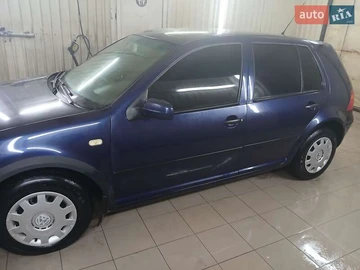Авто Volkswagen Golf 1999 № 8363101