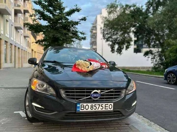 Авто Volvo V60 2014 № 8363292