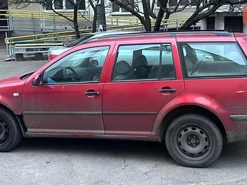 Авто Volkswagen Golf 2001 № 8364145