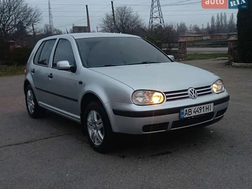 Авто Volkswagen Golf 2002 № 8364184