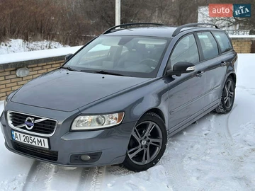 Авто Volvo V50 2011 № 8365225
