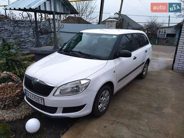 Авто Skoda Fabia 2012 № 8365666
