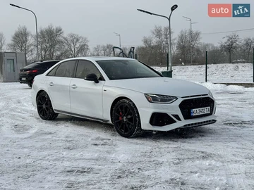 Авто Audi A4 2022 № 8366381
