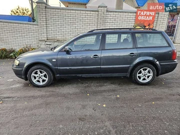 Авто Volkswagen Passat 2000 № 8366433