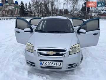 Авто Chevrolet Aveo 2011 № 8366448