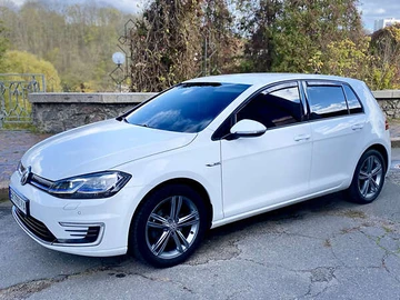 Авто Volkswagen E-Golf 2019 № 8366929