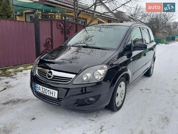 Авто Opel Zafira 2013 № 8367331
