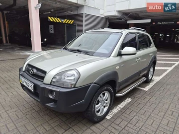 Авто Hyundai Tucson 2008 № 8367434