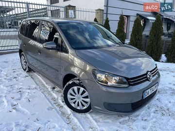 Авто Volkswagen Touran 2011 № 8367451