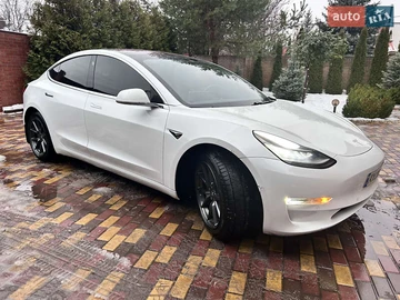 Авто Tesla Model 3 2018 № 8367772