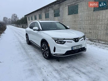 Авто  Vf-8 2023 № 8367803