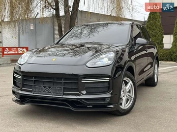 Авто Porsche Cayenne 2016 № 8367874
