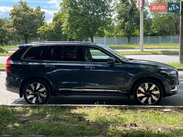 Авто Volvo Xc90 2023 № 8367898